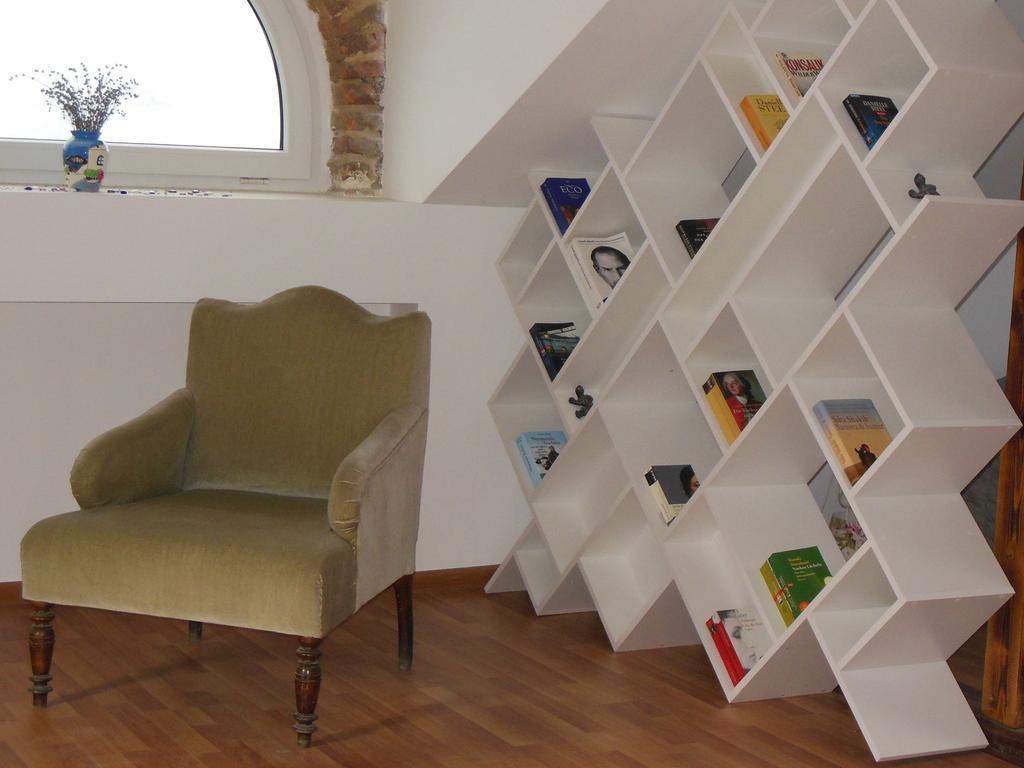 Florence Studio Varna Quarto foto